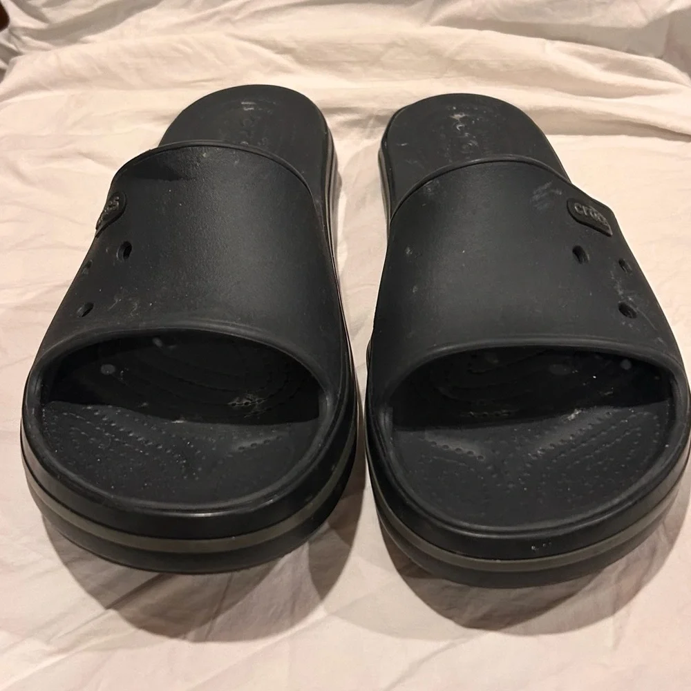 CROCS men’s size